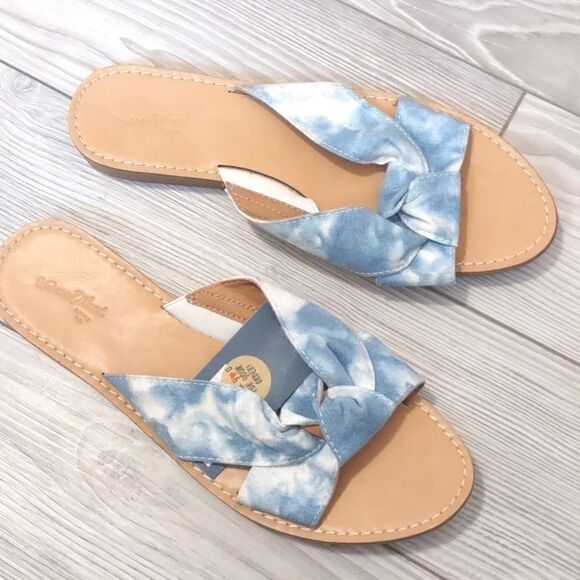 (5-0085)  🔥3/$20🔥 Universal Thread  Melody Sandals Size 9 - Picture 1 of 11